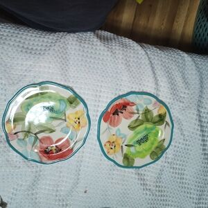 PIONEER WOMAN EUC SET OF 2 VINTAGE BLOOM SALAD PLATES